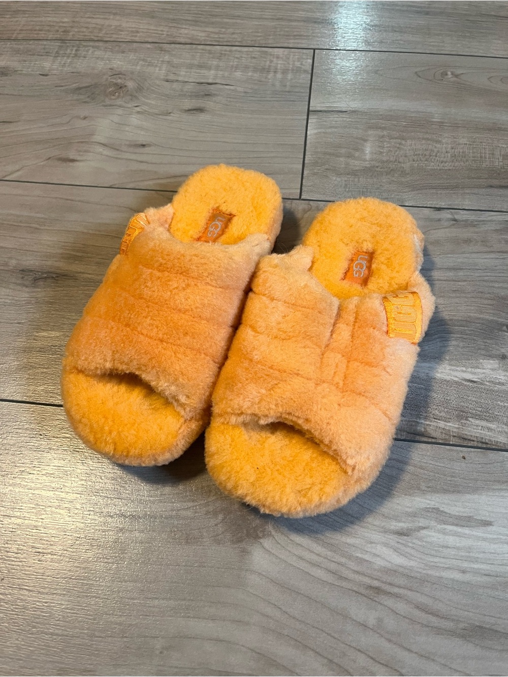 UGG Fluff Yeah Slide Slippers Orange California Poppy Big Kids Youth Size 4